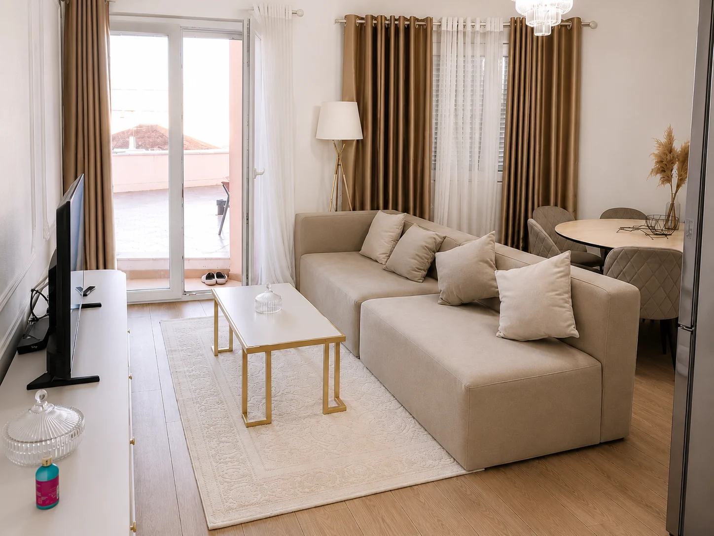 Modern 2+1 Apartment for Long-Term Rent in Central Durrës Prime City Location