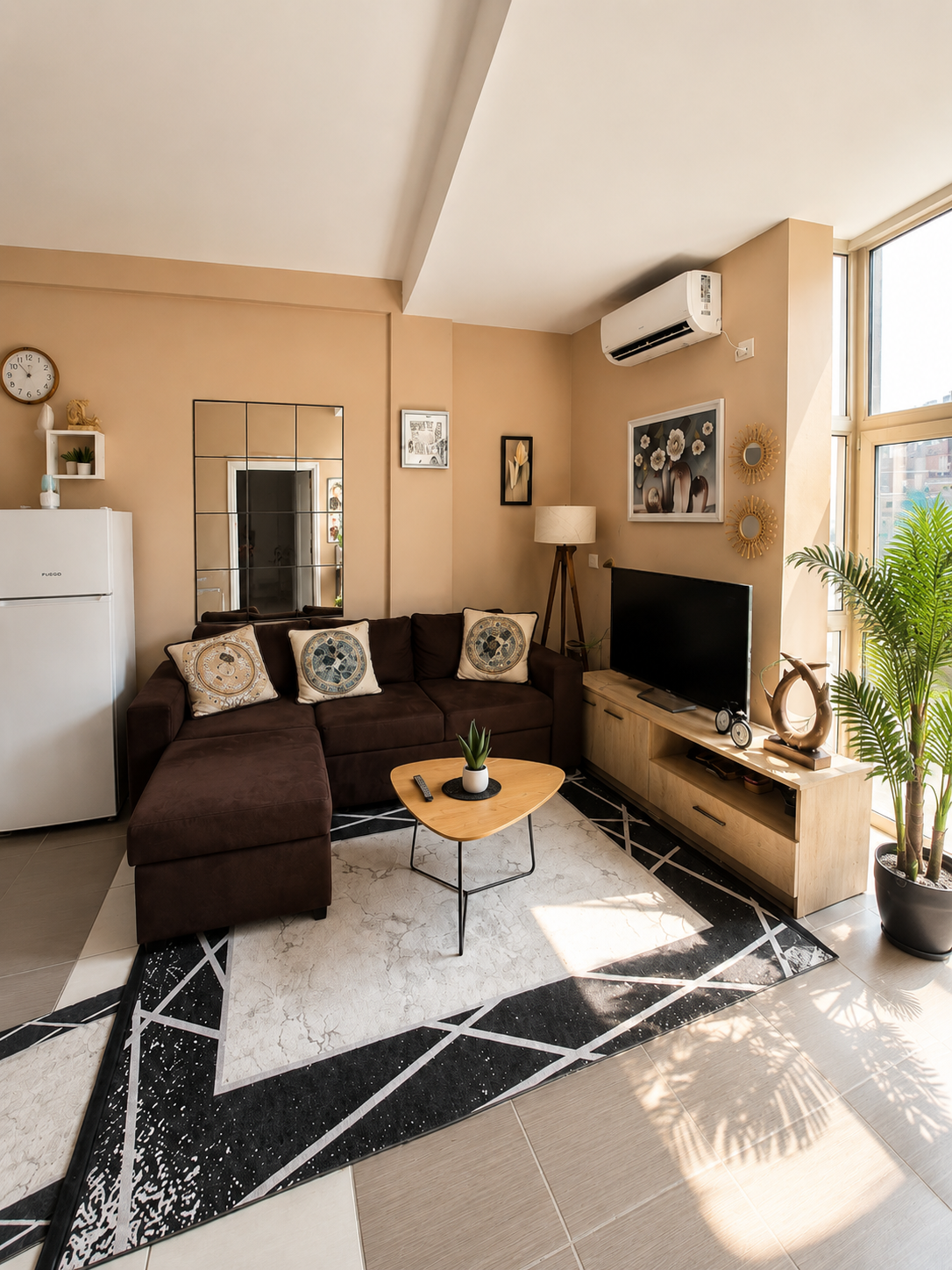 Modern One-Bedroom Apartment with Parking Near the Sea in Mali i Robit, Golem